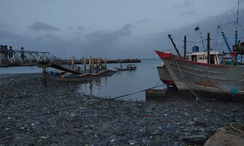 ENVIRONMENT: A CITY’S WASTE AND THE SEA
