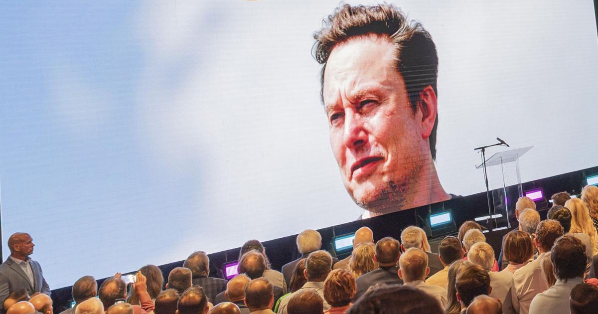 Letters: Welcome Elon Musk’s promise of SpaceX, while insisting land be treated with respect