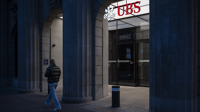 UBS demands new junior bankers show proficiency in AI