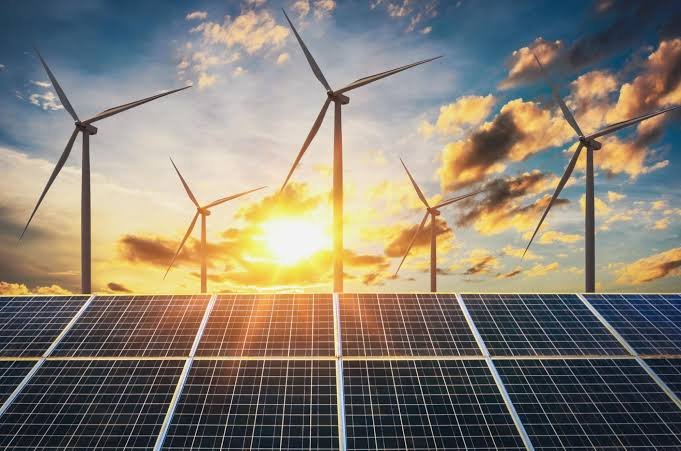 High Energy Costs Squeeze Lagos Households, Slow Renewable Transition