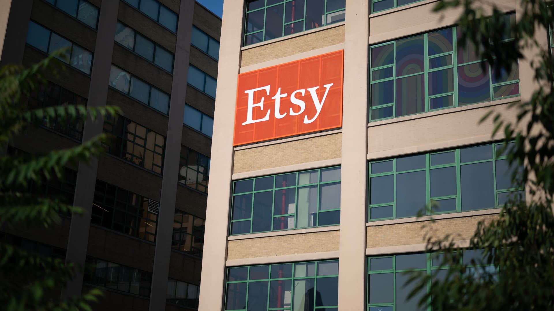 Etsy bans AI-generated recipes and patterns from its online marketplace