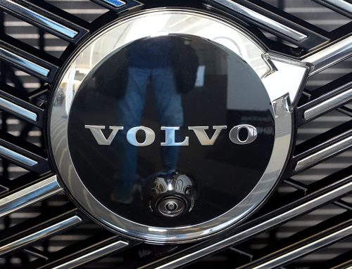 Volvo Cars announces 2,500 job cuts as it swings to quarterly loss