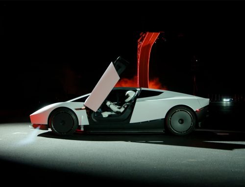 Tesla Says Base Roadster Isn’t ‘to Be Messaged as Having Butterfly Doors’
