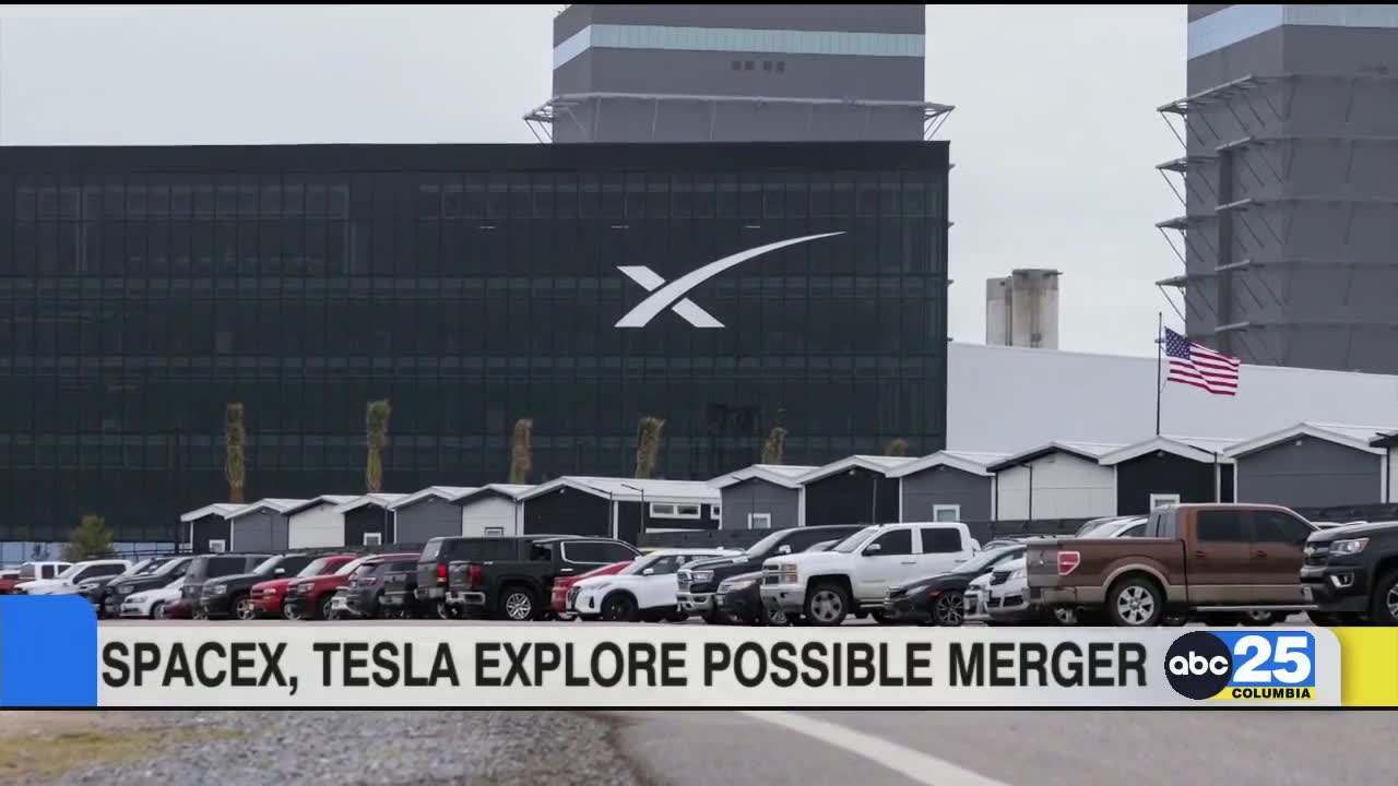 SpaceX, Tesla explore possible merger