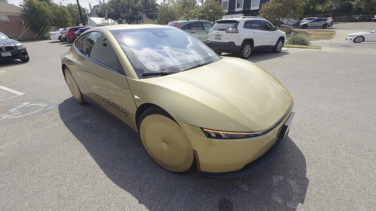 NHTSA: Tesla reports its 1st Cybercab crash in September