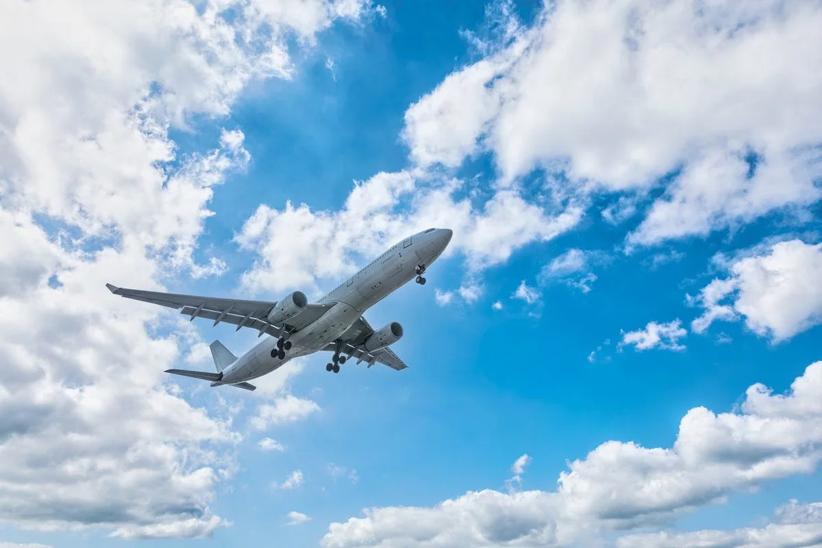 Stock Market Today, Oct. 21: Airline Shares Rise After United Issues Stronger Revenue Guid